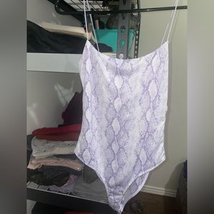Forever 21 purple snake scale top size medium only worn once!!